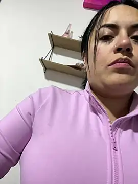 Lesly 10- online show from 07-27-26, 11:23