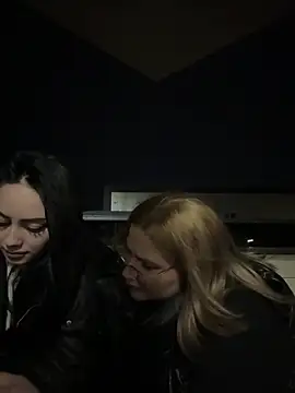 Leya  Droit online show from 03-11-25, 08:53