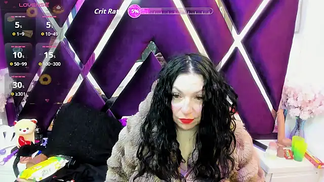 Snapshot of Luciana_Ass chatting on 06-13-26, 09:51 Luciana Ass online show from 06-13-26, 09:51