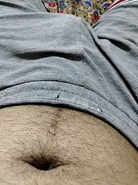 AndrewG 8551 online show from 04-13-26, 03:39