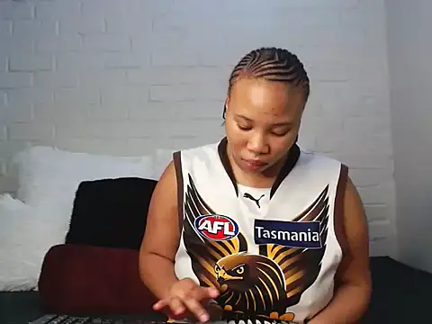 DrippinCaramelCutie online show from 03-16-25, 10:55