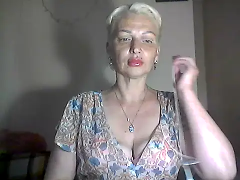 Snapshot of MaryJane441 chatting on 06-25-26, 08:46 MaryJane441 online show from 06-25-26, 08:46