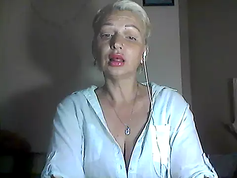 Snapshot of MaryJane441 chatting on 07-09-26, 08:13 MaryJane441 online show from 07-09-26, 08:13