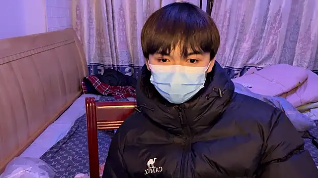 xiaottt1918 online show from 01-15-25, 03:39