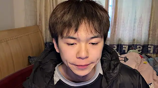 xiaottt1918 online show from 01-24-25, 08:13