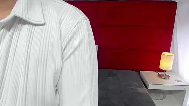 Yazmin rouse online show from 03-15-26, 01:28