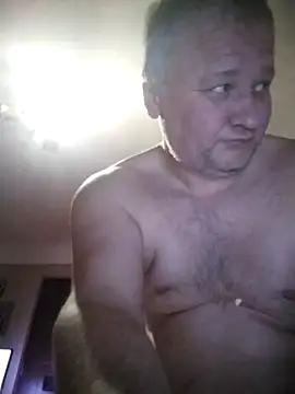 Snapshot of nudistu021 chatting on 01-31-26, 07:11 nudistu021 online show from 01-31-26, 07:11