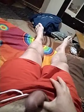 Snapshot of nudistu021 chatting on 03-10-26, 05:40 nudistu021 online show from 03-10-26, 05:40