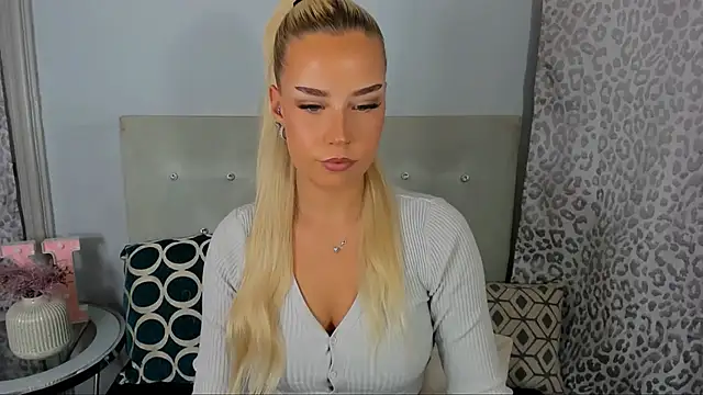 KristyHoney online show from 05-19-26, 03:07