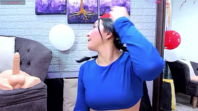  EmilyJireh  online show from 02-14-26, 04:37