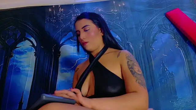 MeliizaQueen online show from 05-26-26, 02:35