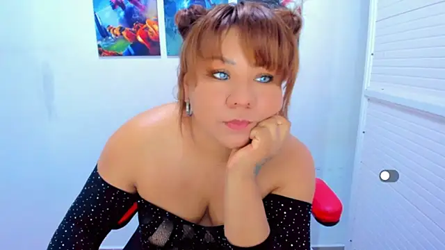 Snapshot of victoria_love89 chatting on 05-02-26, 02:49 victoria love89 online show from 05-02-26, 02:49