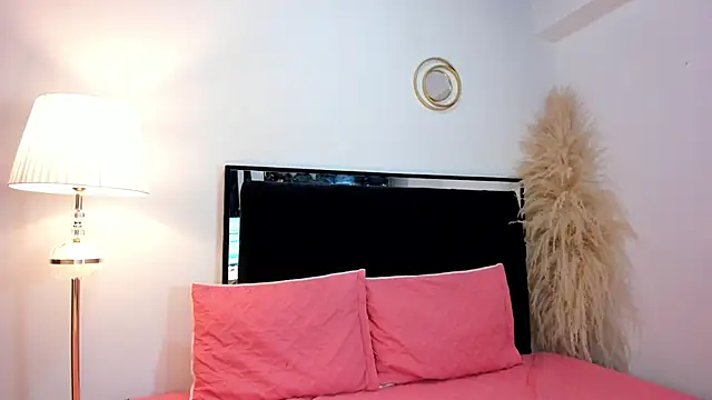 lilithTeen1  online show from 03-03-26, 04:29