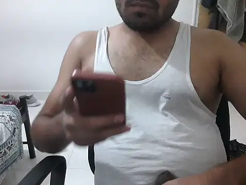 Snapshot of WildDick0007 chatting on 12-29-24, 05:54 WildDick0007 online show from 12-29-24, 05:54