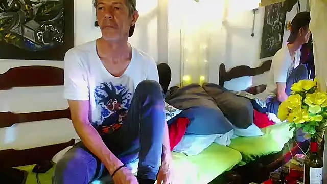 laye19 online show from 03-31-26, 11:05