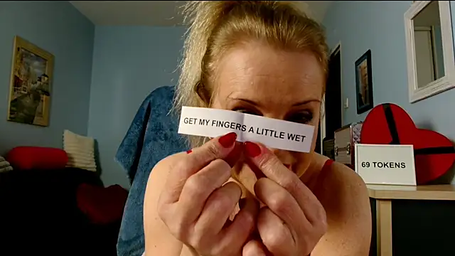 sexyjennyeu online show from 03-08-26, 09:40