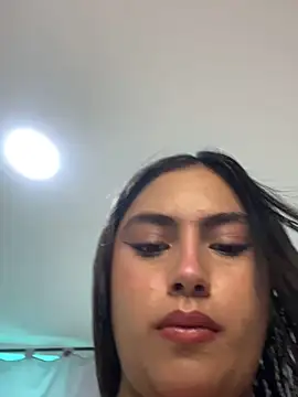 Snapshot of _Danaa chatting on 05-27-26, 07:22 Danaa online show from 05-27-26, 07:22