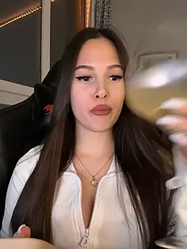 EricaWalls online show from 03-21-26, 07:28