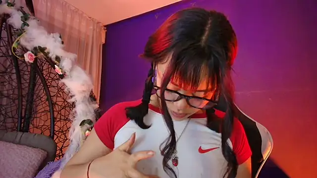 vanelope11 online show from 04-17-26, 02:25