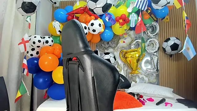 Danna topless online show from 07-16-26, 12:11