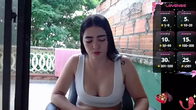 Snapshot of lvsaraa_sexy chatting on 12-31-24, 08:34 lvsaraa sexy online show from 12-31-24, 08:34