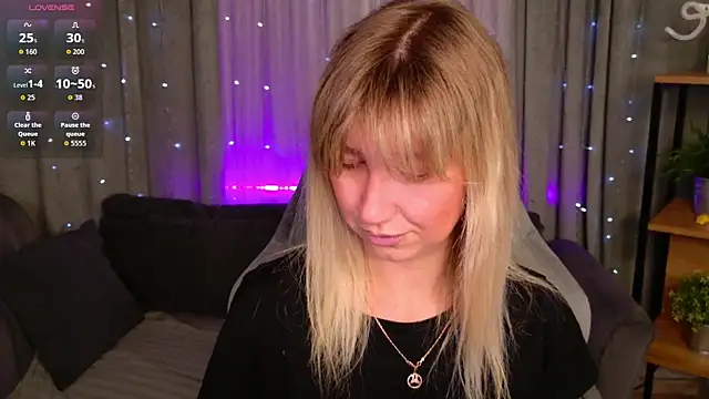 MilaBott online show from 04-08-26, 07:14