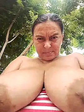 Snapshot of Horny-Mommy-Dirty chatting on 03-29-26, 02:39 Horny-Mommy-Dirty online show from 03-29-26, 02:39