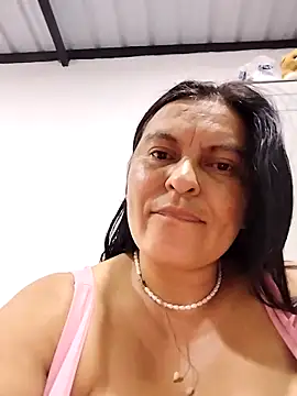 Snapshot of Horny-Mommy-Dirty chatting on 04-01-26, 04:13 Horny-Mommy-Dirty online show from 04-01-26, 04:13