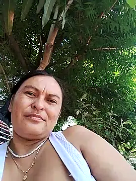 Snapshot of Horny-Mommy-Dirty chatting on 04-19-26, 07:27 Horny-Mommy-Dirty online show from 04-19-26, 07:27