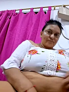 Horny-Mommy-Dirty online show from 07-01-26, 02:35
