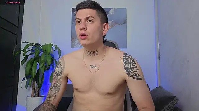 Yeiko Romero  online show from 03-12-26, 07:09