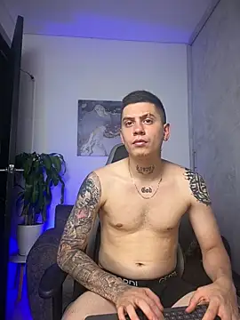 Yeiko Romero  online show from 03-18-26, 07:50