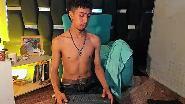 RyanRizzo online show from 04-18-26, 05:39
