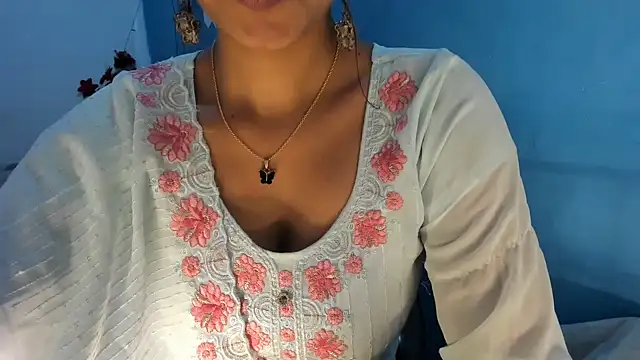 aarjulove online show from 04-11-26, 07:45