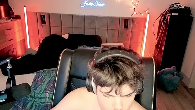 JordanShow online show from 04-08-26, 01:55