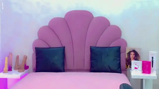 briana sex32 online show from 04-16-26, 03:51