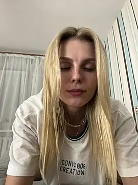Snapshot of Liya_my chatting on 07-14-26, 08:03 Liya my online show from 07-14-26, 08:03