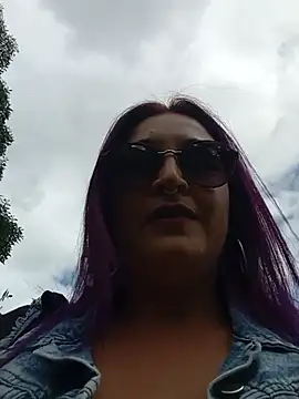 sophie banger online show from 05-15-26, 07:21
