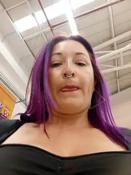 sophie banger online show from 05-18-26, 06:36
