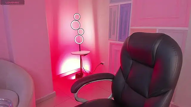 ChloePreston  online show from 07-06-26, 12:02