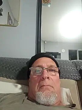 dickinyouto online show from 01-19-26, 11:36