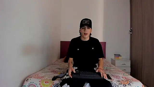 HeellBoy  online show from 02-28-26, 12:39