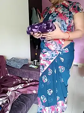 Snapshot of samitasharma chatting on 07-15-26, 06:18 samitasharma online show from 07-15-26, 06:18