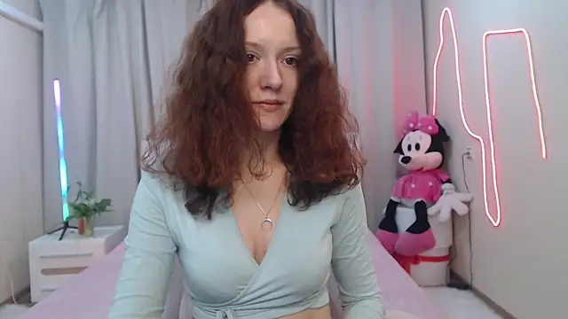 Snapshot of BarbaraStily chatting on 05-15-26, 07:26 BarbaraStily online show from 05-15-26, 07:26