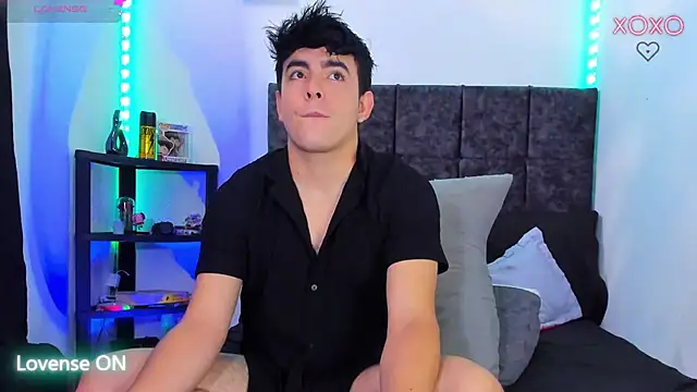 nolan twink1 online show from 04-12-26, 05:51