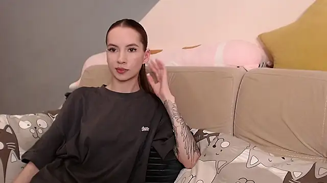 AmbrielHailey online show from 07-03-26, 10:49