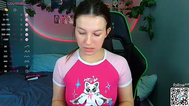 Cutie Vicky online show from 12-21-24, 04:30