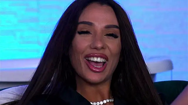 Snapshot of HaylieMilf chatting on 07-05-26, 04:19 HaylieMilf online show from 07-05-26, 04:19