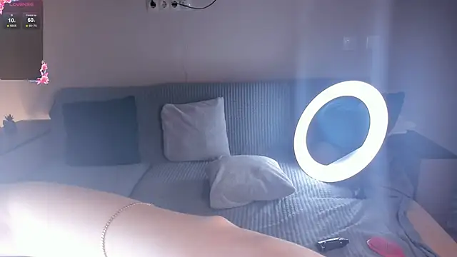 EdithHaskell online show from 12-17-24, 03:17