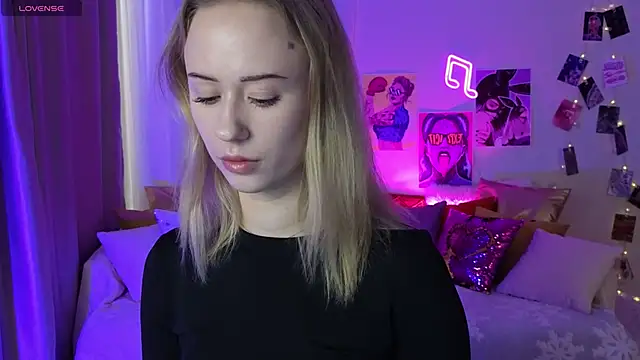 SashaBrooks online show from 01-17-26, 01:16